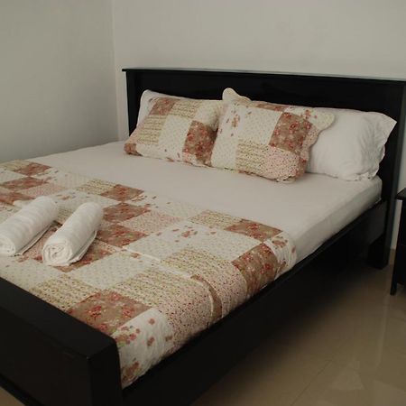 Hotel Coastalbay 2 & Golf Cart Rental 圣佩德罗 外观 照片